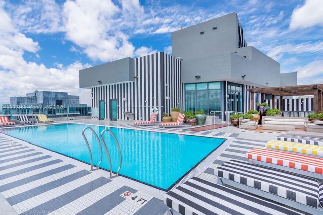 1300 S Miami Ave 2011, Miami, FL 33130