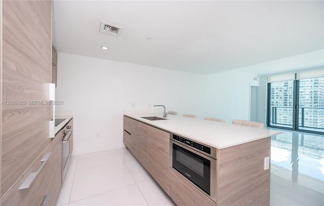 1300 S Miami Ave 2011, Miami, FL 33130