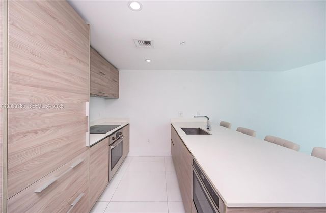 1300 S Miami Ave 2011, Miami, FL 33130