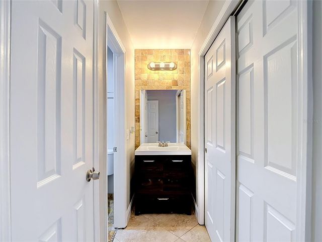 1032 HARDWOOD DRIVE, Valrico, FL 33596
