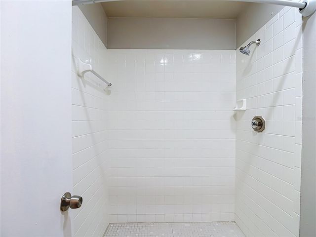 1032 HARDWOOD DRIVE, Valrico, FL 33596