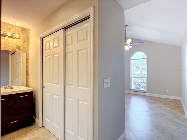 1032 HARDWOOD DRIVE, Valrico, FL 33596