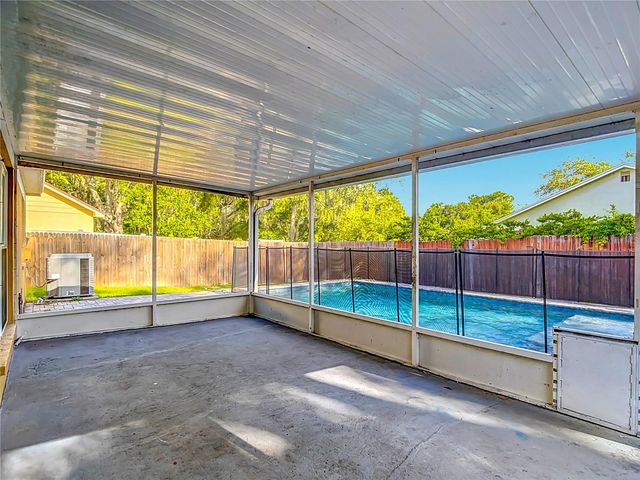 1032 HARDWOOD DRIVE, Valrico, FL 33596