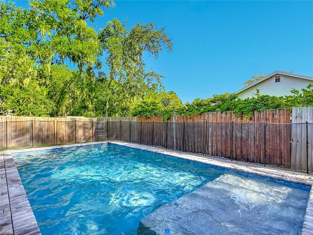 1032 HARDWOOD DRIVE, Valrico, FL 33596