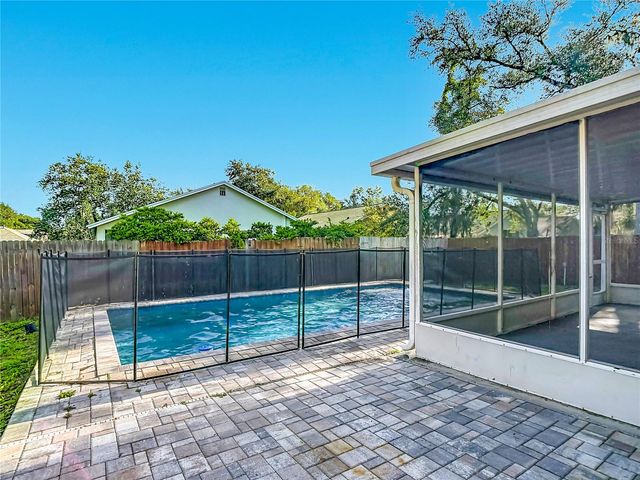 1032 HARDWOOD DRIVE, Valrico, FL 33596