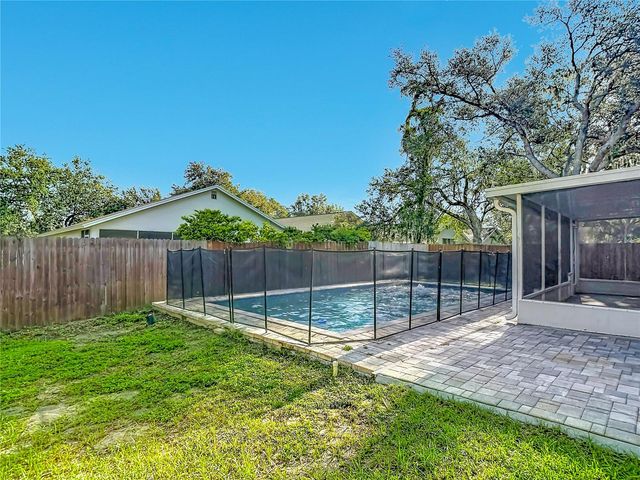 1032 HARDWOOD DRIVE, Valrico, FL 33596