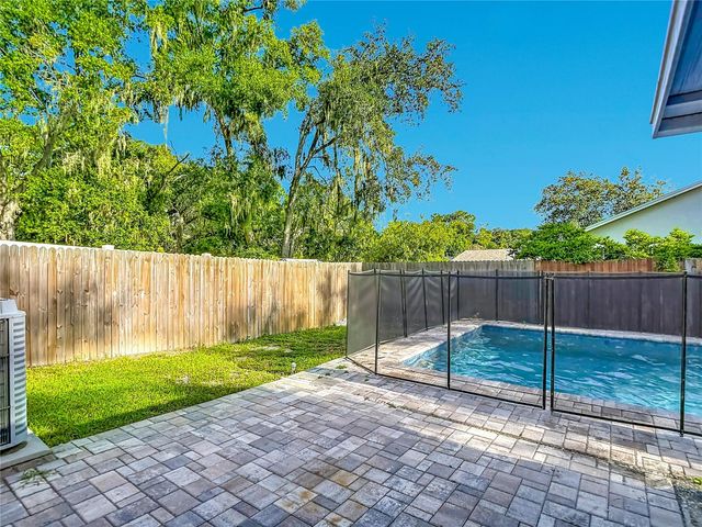 1032 HARDWOOD DRIVE, Valrico, FL 33596