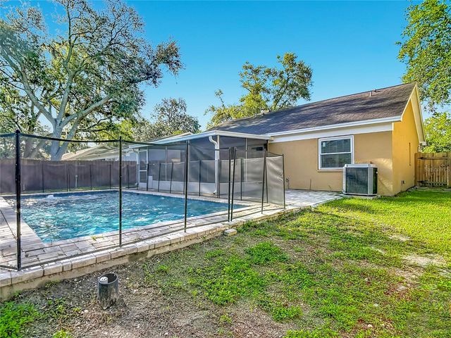 1032 HARDWOOD DRIVE, Valrico, FL 33596