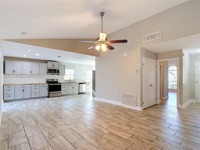 1032 HARDWOOD DRIVE, Valrico, FL 33596