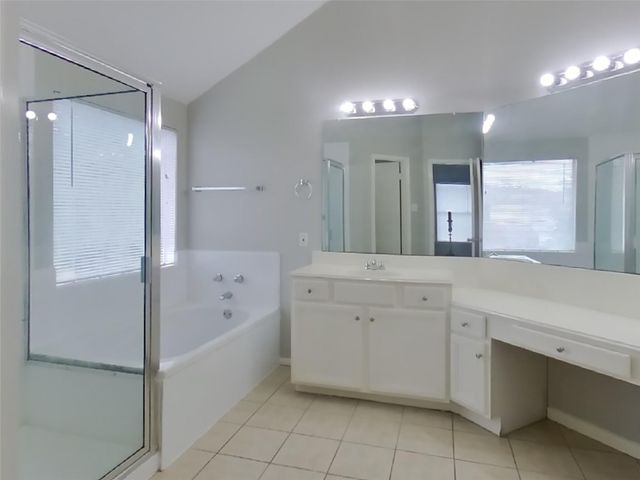 1702 Glacier Blue Drive, Fresno, TX 77545