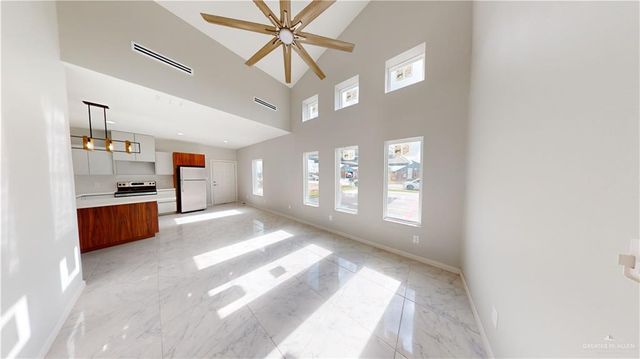 905 W 8th Street, Mission, TX 78572