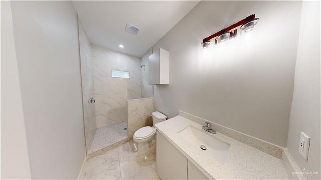 905 W 8th Street, Mission, TX 78572