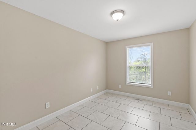 1851 Ida Sue Drive, Jonesborough, TN 37659