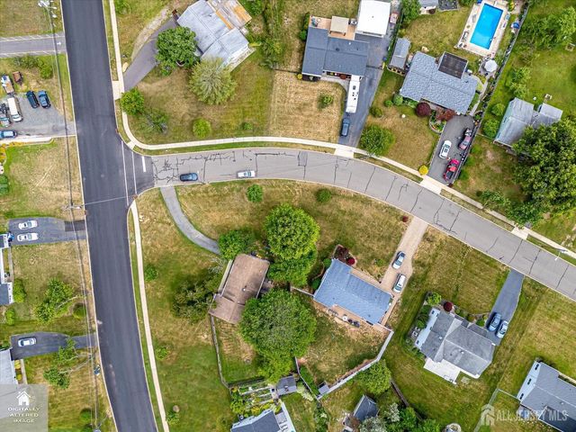 18 Stanworth Road, South Brunswick, NJ 08824