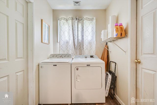 18 Stanworth Road, South Brunswick, NJ 08824