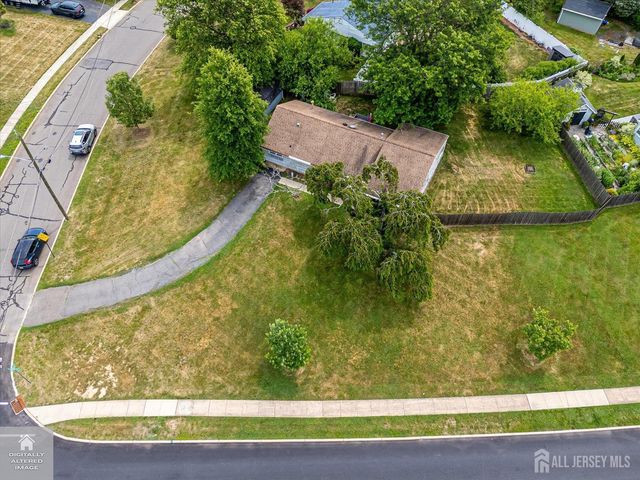 18 Stanworth Road, South Brunswick, NJ 08824