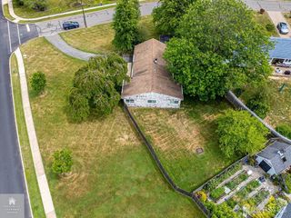 18 Stanworth Road, South Brunswick, NJ 08824