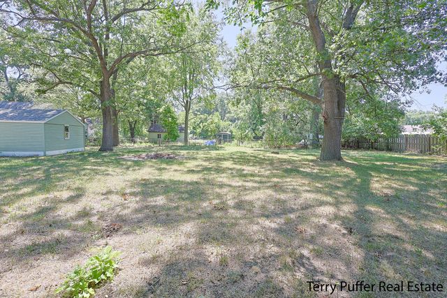 2657 Roberts Street, Norton Shores City, MI 49444