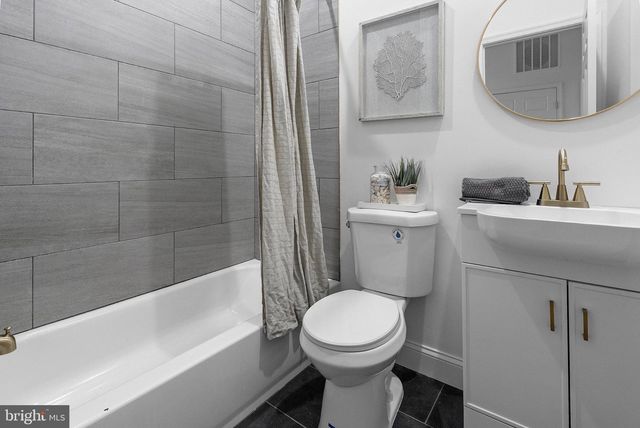 2106 N MCCULLOH ST, Baltimore, MD 21217