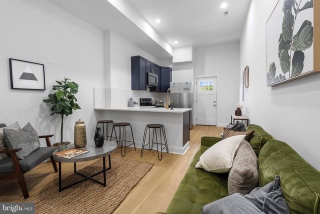 2106 N MCCULLOH ST, Baltimore, MD 21217