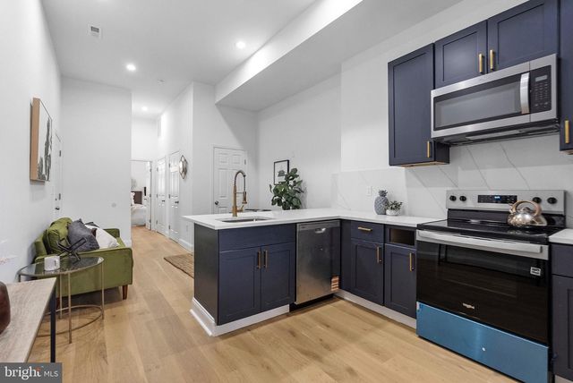 2106 N MCCULLOH ST, Baltimore, MD 21217