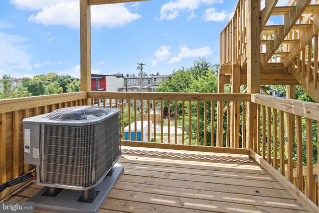 2106 N MCCULLOH ST, Baltimore, MD 21217