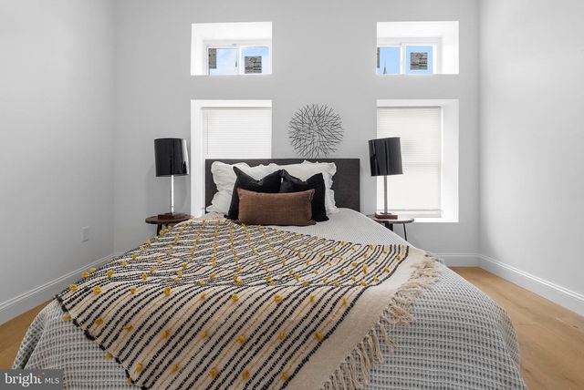 2106 N MCCULLOH ST, Baltimore, MD 21217