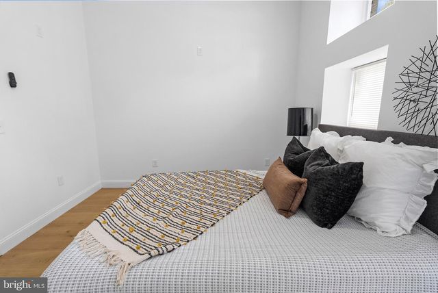 2106 N MCCULLOH ST, Baltimore, MD 21217