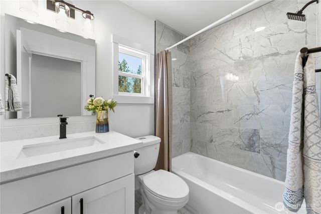 18804 NE 116th Street, Redmond, WA 98052