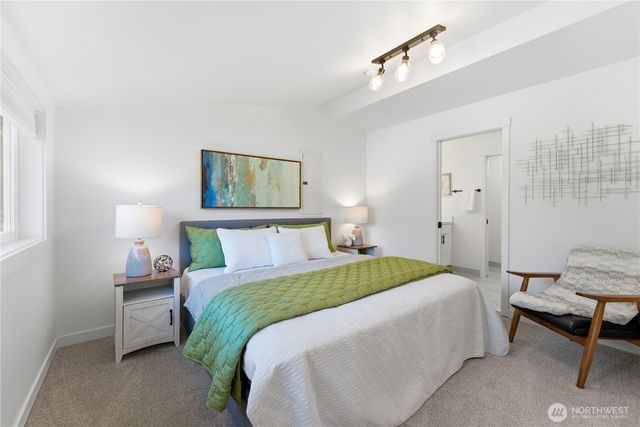 18804 NE 116th Street, Redmond, WA 98052