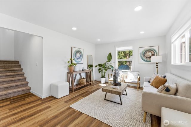 18804 NE 116th Street, Redmond, WA 98052