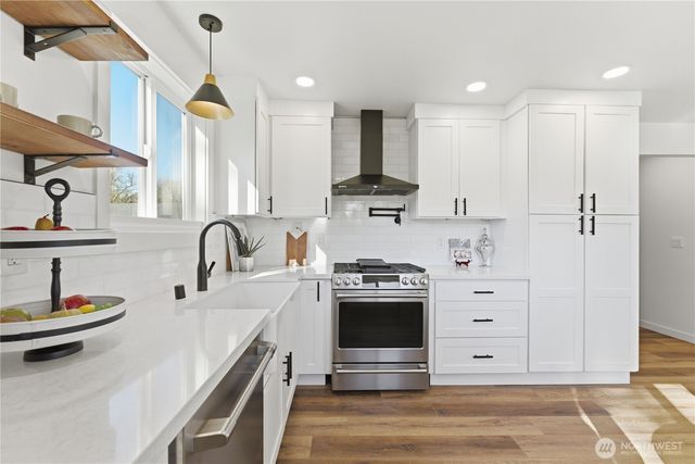 18804 NE 116th Street, Redmond, WA 98052