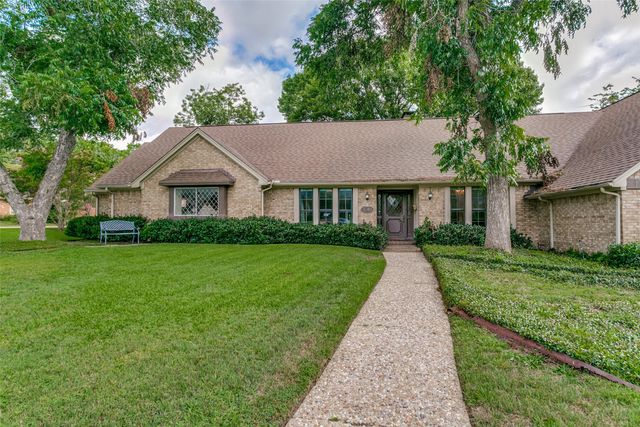 7507 Wellcrest Drive, Dallas, TX 75230