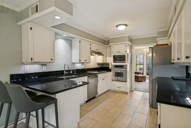 7507 Wellcrest Drive, Dallas, TX 75230