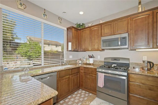 27283 Lasso Way, Corona, CA 92883