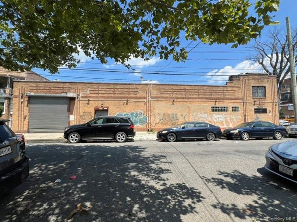 10501 101st Avenue, Ozone Park, NY 11416 — photo 2