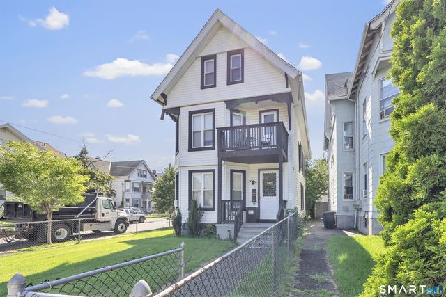 196 Blatchley Avenue, New Haven, CT 06513