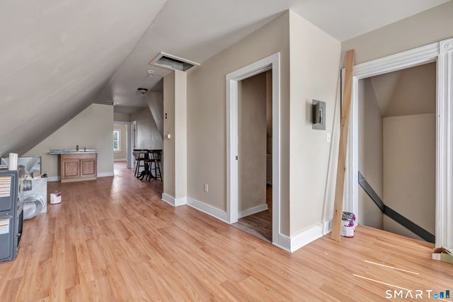 196 Blatchley Avenue, New Haven, CT 06513