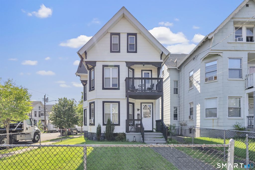 196 Blatchley Avenue, New Haven, CT 06513