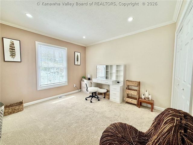 219 Westmoreland Drive, Dunbar, WV 25064