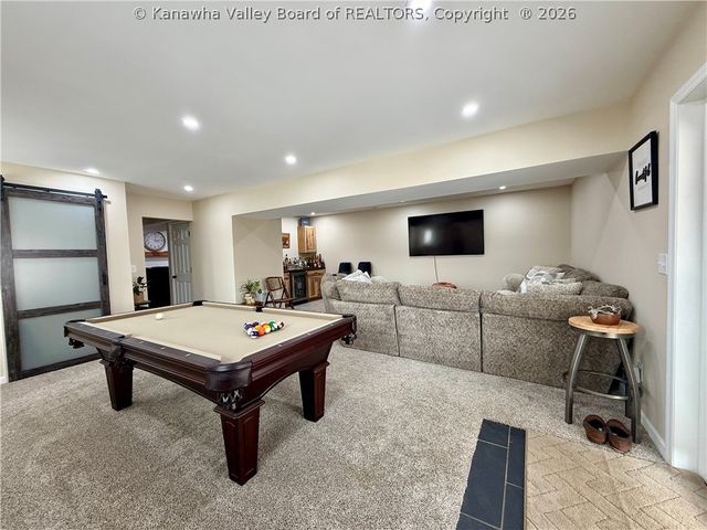 219 Westmoreland Drive, Dunbar, WV 25064