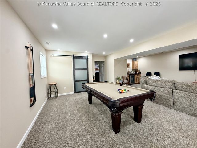 219 Westmoreland Drive, Dunbar, WV 25064