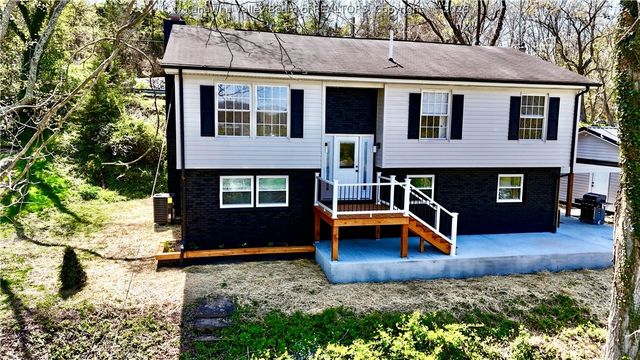 219 Westmoreland Drive, Dunbar, WV 25064