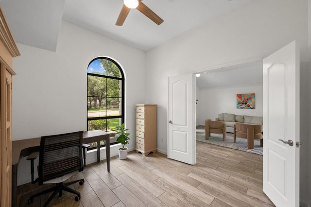 6110 Ginita LN, Austin, TX 78739