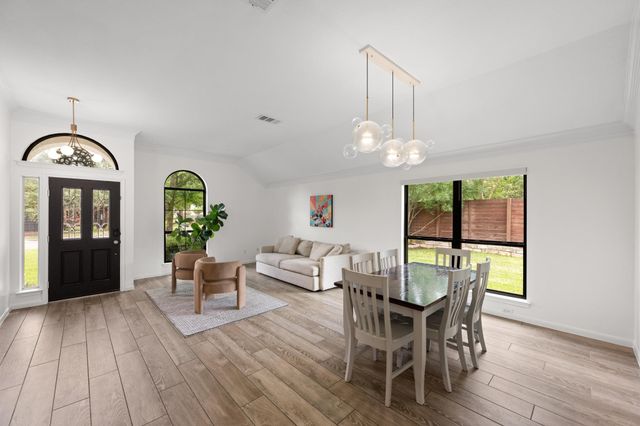 6110 Ginita LN, Austin, TX 78739