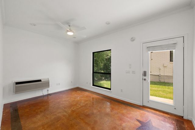 6110 Ginita LN, Austin, TX 78739
