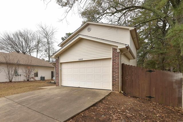 3202 Fawn Drive, Benton, AR 72019