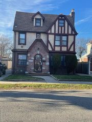 13826 223rd Street 1 st Floor, Laurelton, NY 11413