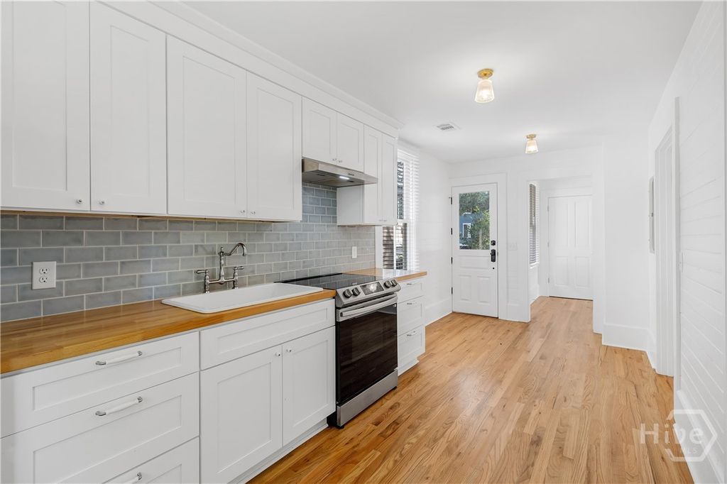 Image 21 of property listing at 1807 Martin Luther King Boulevard, Savannah, GA 31415