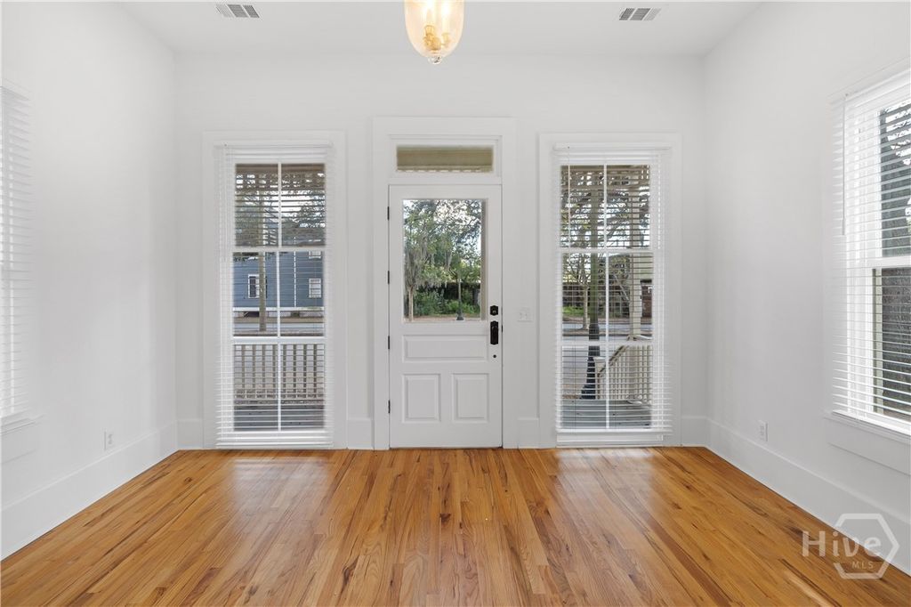 Image 8 of property listing at 1807 Martin Luther King Boulevard, Savannah, GA 31415